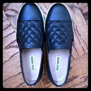 Steve Madden Black Quilted Zaander Slip-on Sneaker